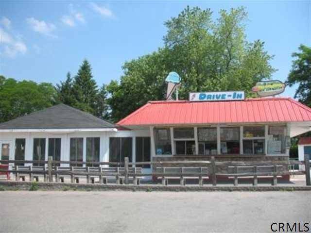 The Grandstand | restaurant | 1268 Highbridge Rd, Schenectady, NY 12303, USA | 5183567110 OR +1 518-356-7110