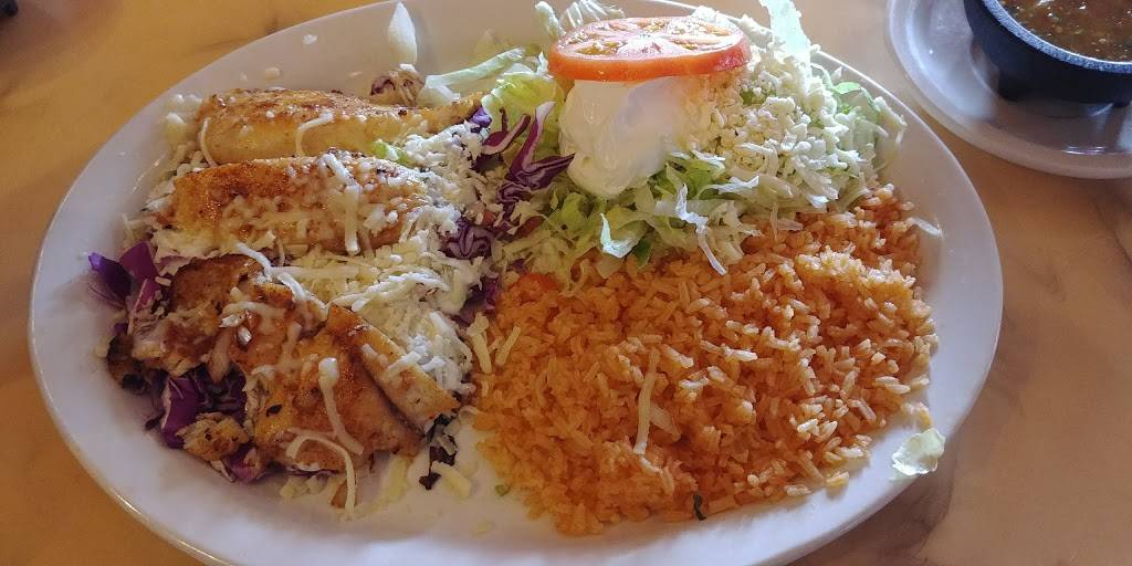 El Ranchero Mexican | restaurant | 21 Sturgis Corner Dr, Iowa City, IA 52246, USA | 3193384324 OR +1 319-338-4324