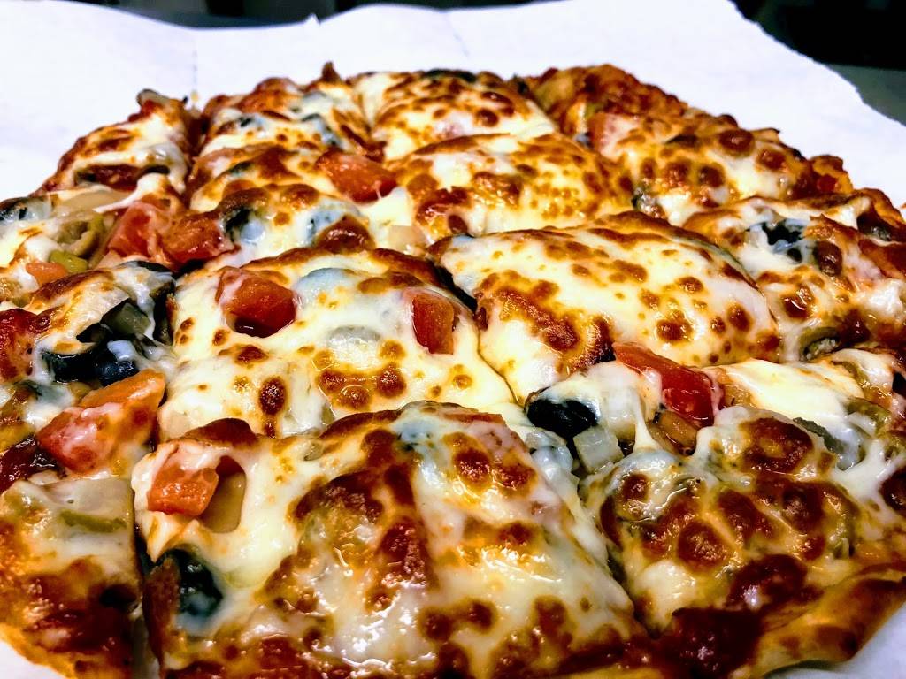 Frankies Pizza | restaurant | 16144 W, US Hwy 63, Hayward, WI 54843, USA | 7156349970 OR +1 715-634-9970