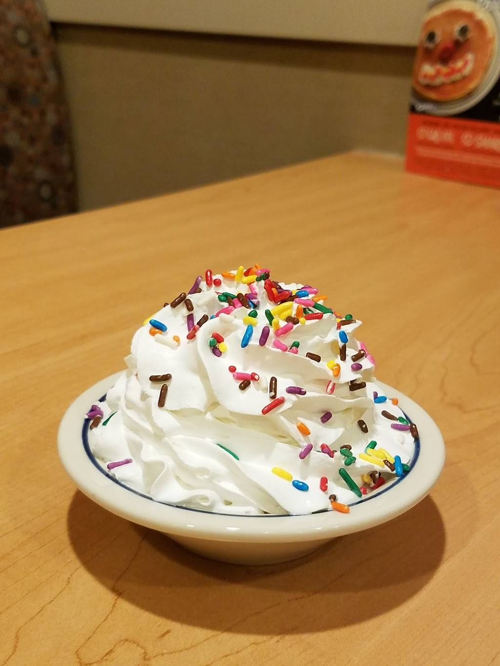 IHOP | bakery | 4020 NW Cache Rd, Lawton, OK 73505, USA | 5803577464 OR +1 580-357-7464