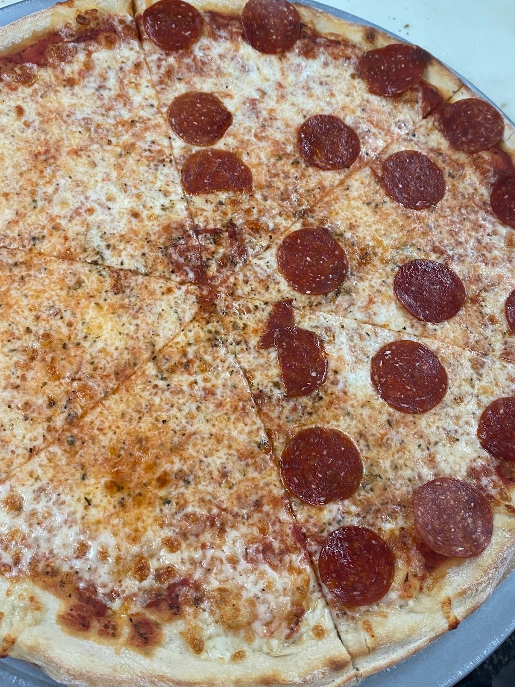 Fish N chicken | restaurant | 3328 Monroe St, Alexandria, LA 71301, USA | 3187046581 OR +1 318-704-6581