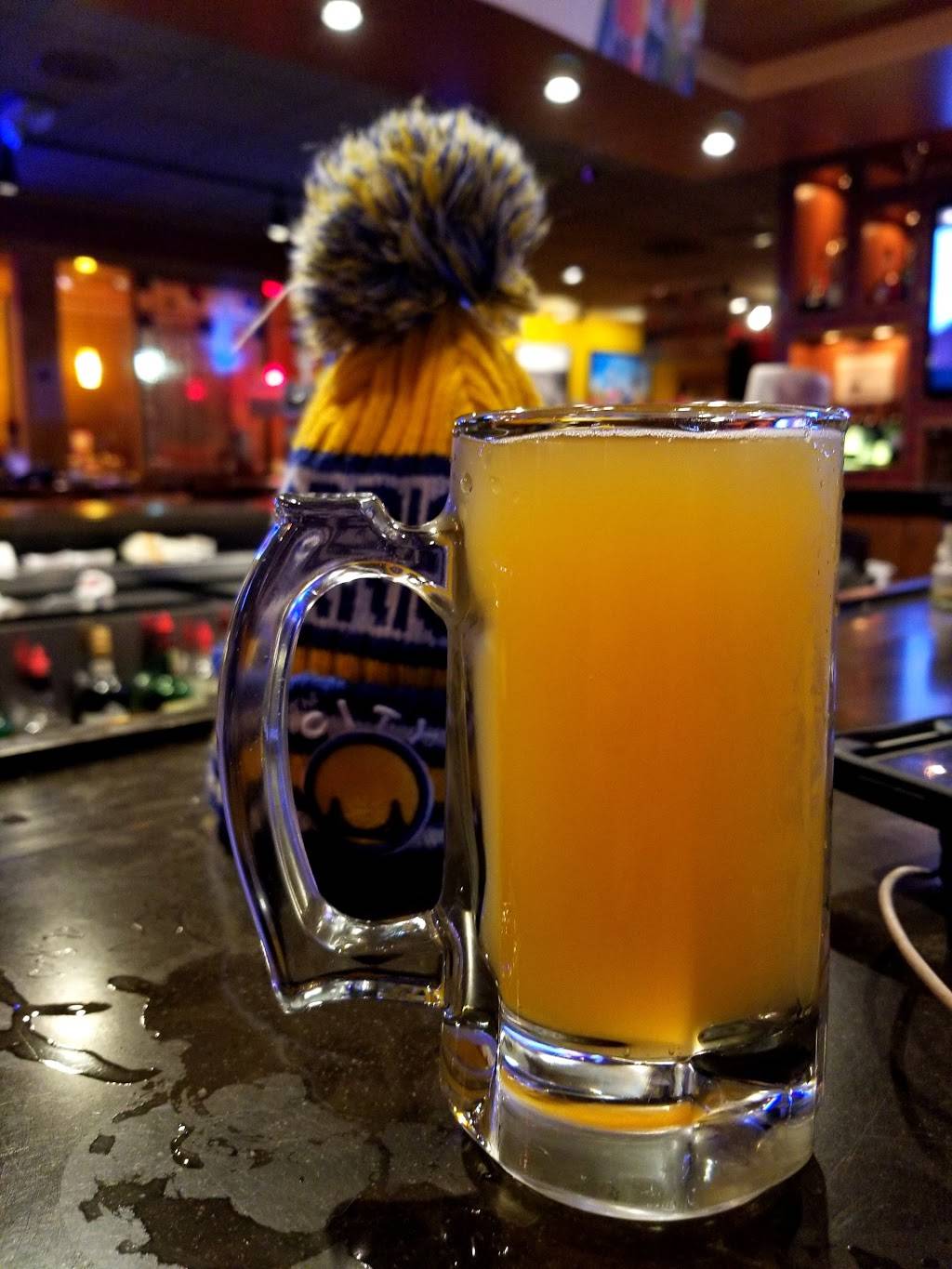 Applebees Grill + Bar | restaurant | 1985 George Dieter Dr, El Paso, TX 79936, USA | 9155906411 OR +1 915-590-6411