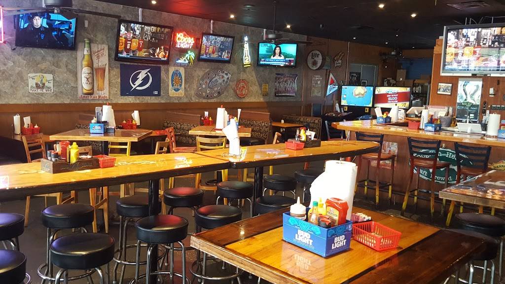 Angry Pepper Tap House | restaurant | 9366 Oakhurst Rd, Seminole, FL 33776, USA | 7275965766 OR +1 727-596-5766