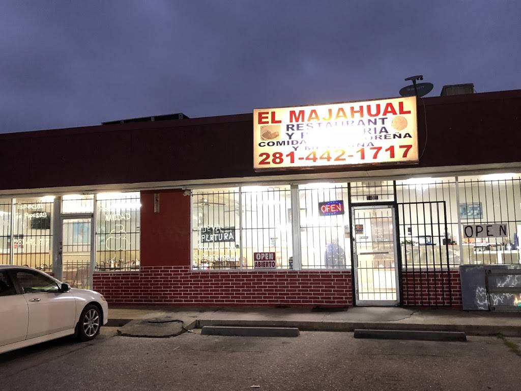 El Majahual Pupuseria | restaurant | 1431 Aldine Mail Rte Rd, Houston, TX 77039, USA | 2814421717 OR +1 281-442-1717