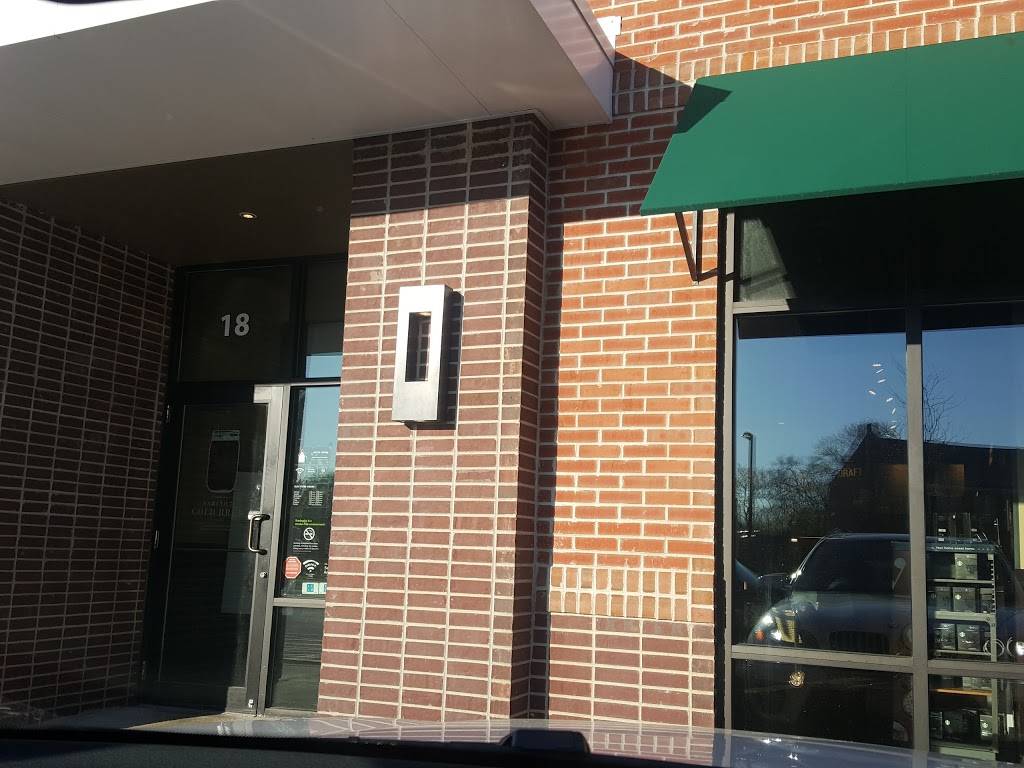 Starbucks | cafe | 18 Waukegan Rd, Lake Bluff, IL 60044, USA | 8472830592 OR +1 847-283-0592