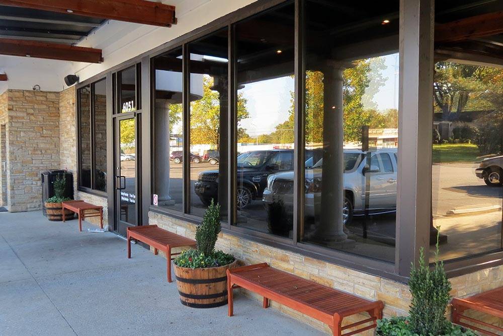 Sams Place Belle Meade | restaurant | 6051 TN-100, Nashville, TN 37205, USA | 6159286577 OR +1 615-928-6577