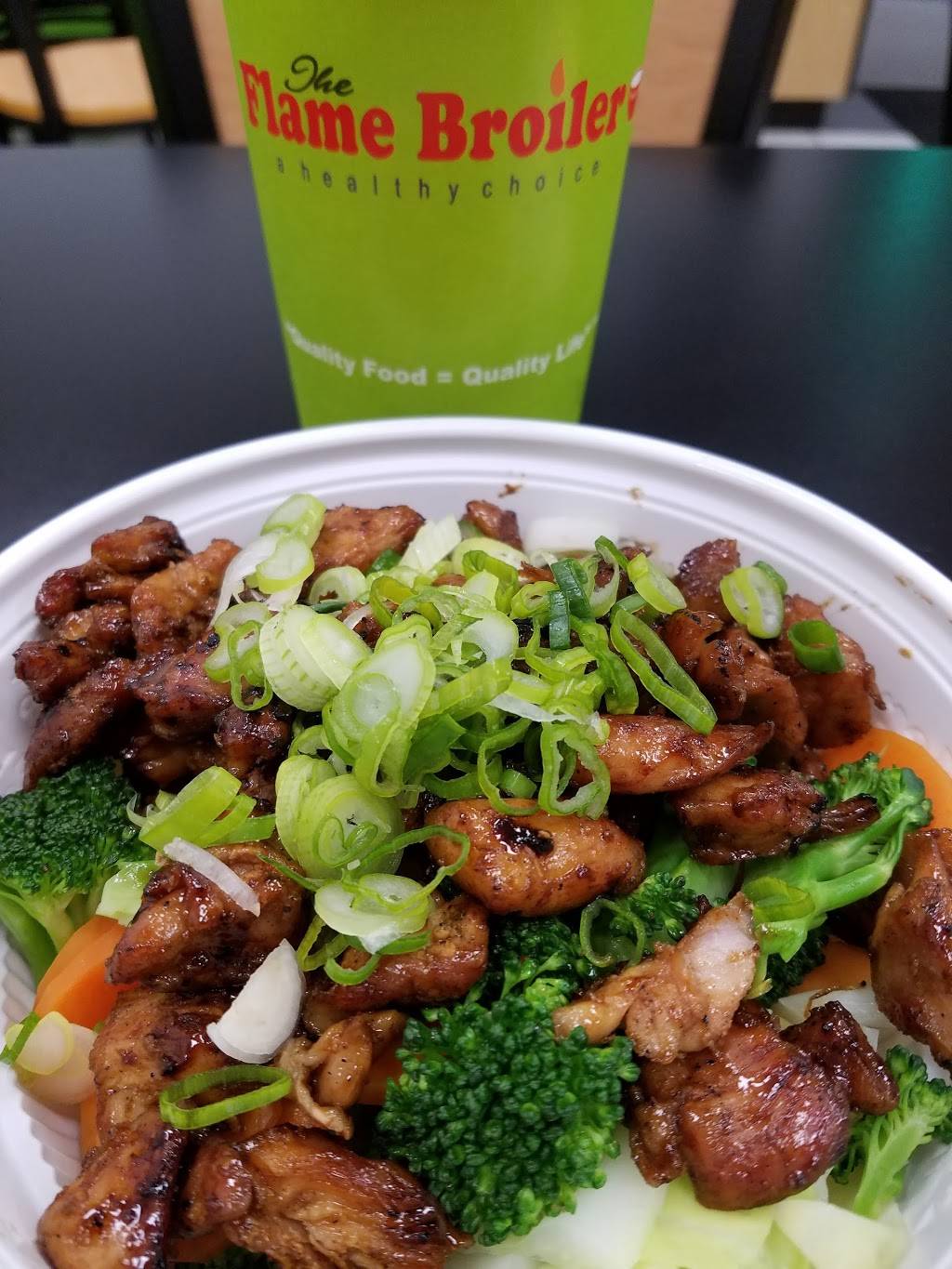 The Flame Broiler | restaurant | 82170 CA-111, Indio, CA 92201, USA | 7608632388 OR +1 760-863-2388
