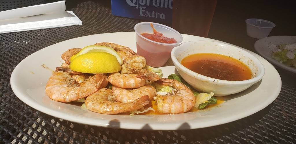 Hurricane Alley | restaurant | 529 E Ocean Ave, Boynton Beach, FL 33435, USA | 5613644008 OR +1 561-364-4008