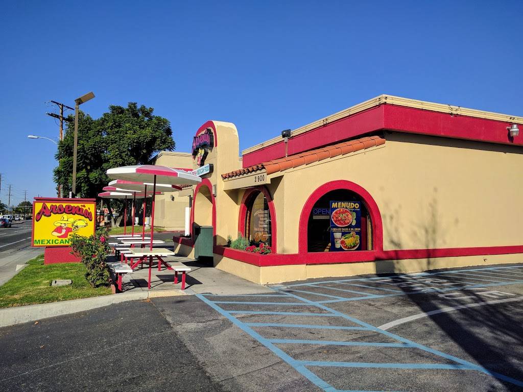 Arsenios | restaurant | 4118, 2900 Fairview Rd, Costa Mesa, CA 92626, USA | 7146689497 OR +1 714-668-9497