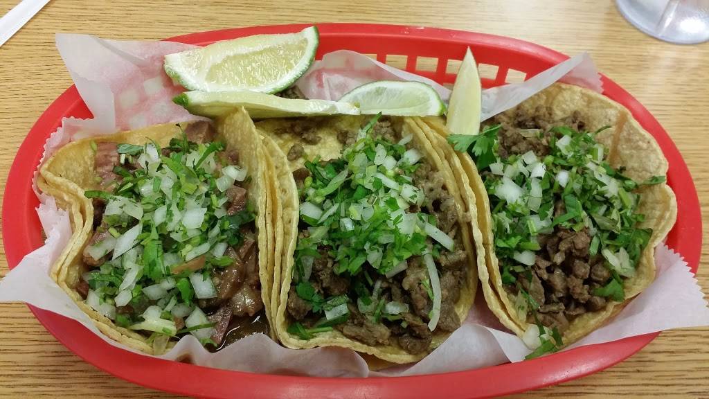 La Rosita Food Market | restaurant | 133 Roosevelt Rd, Villa Park, IL 60181, USA | 6306278870 OR +1 630-627-8870