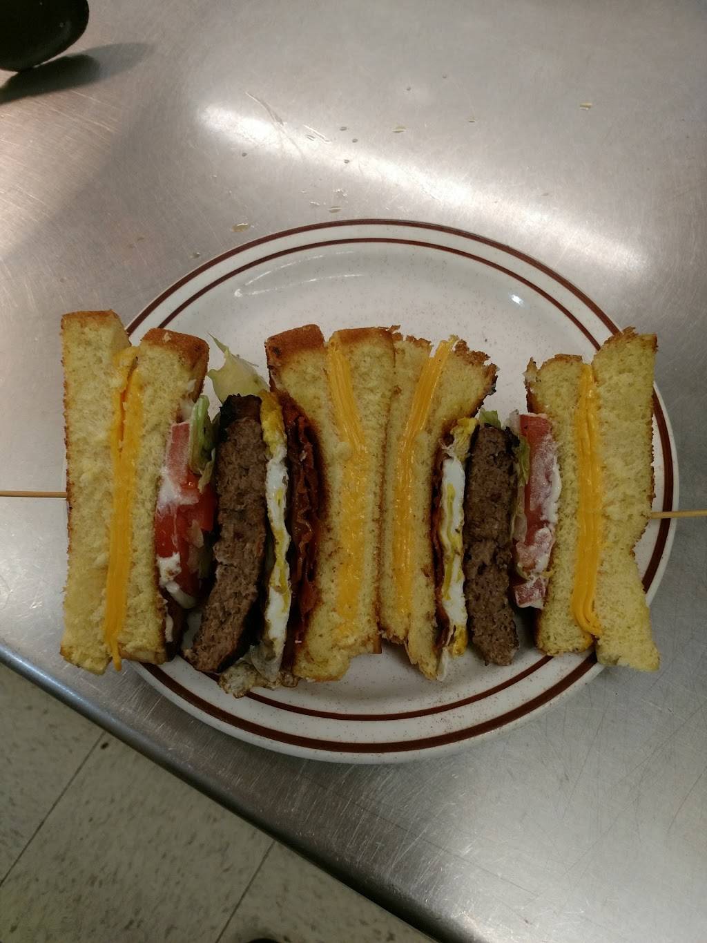 The Paintroom Bar and Grill | restaurant | 118 W Apple St, Connellsville, PA 15425, USA | 7246269532 OR +1 724-626-9532