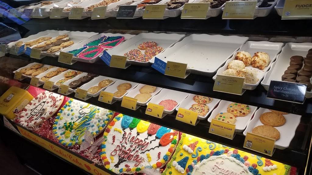 Baskin-Robbins | restaurant | 9717 E 81st St, Tulsa, OK 74133, USA | 9189401999 OR +1 918-940-1999