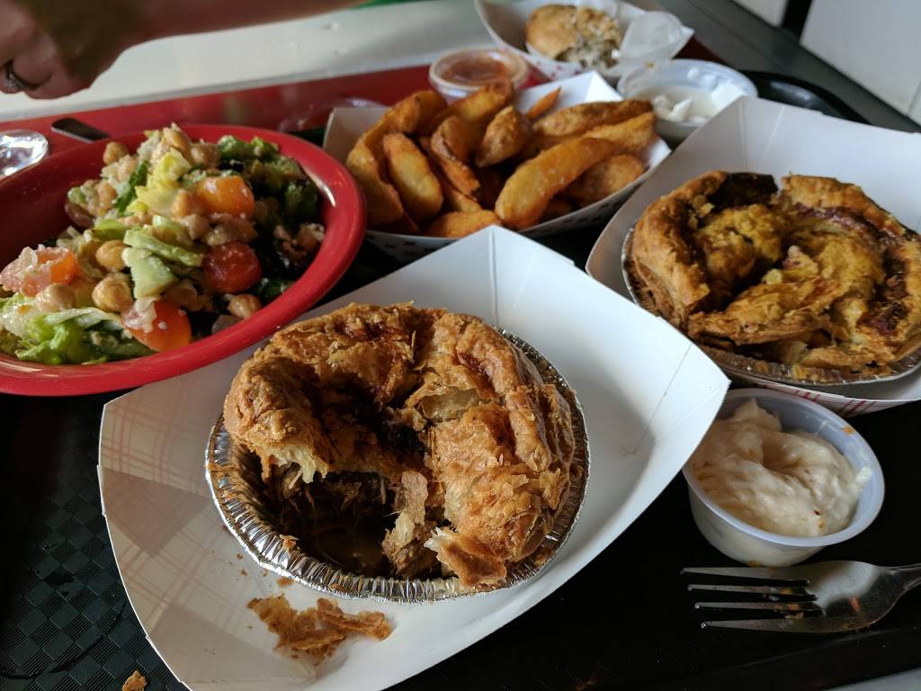 KO Catering and Pies | restaurant | 16, 256 Marginal St, East Boston, MA 02128, USA | 6174185234 OR +1 617-418-5234