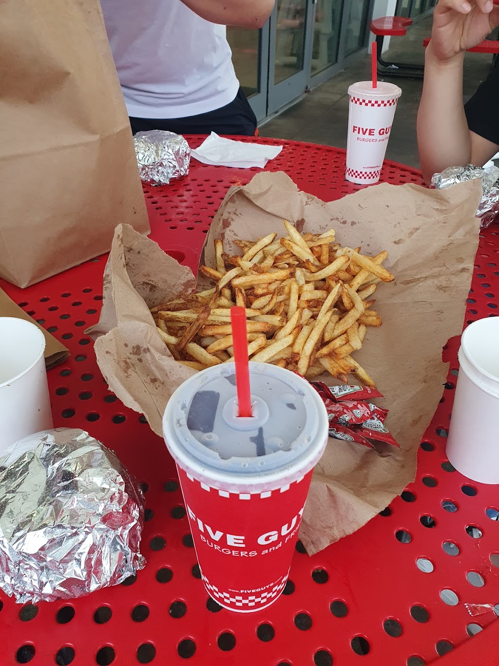 Five Guys | meal takeaway | 17 Poinciana Blvd, Miramar Beach, FL 32550, USA | 8504243471 OR +1 850-424-3471
