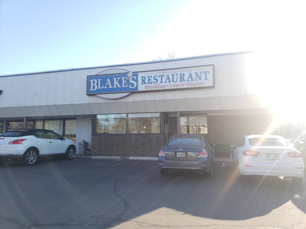 Blakes Restaurant DW | restaurant | 53 Hooksett Rd, Manchester, NH 03104, USA | 6036271110 OR +1 603-627-1110