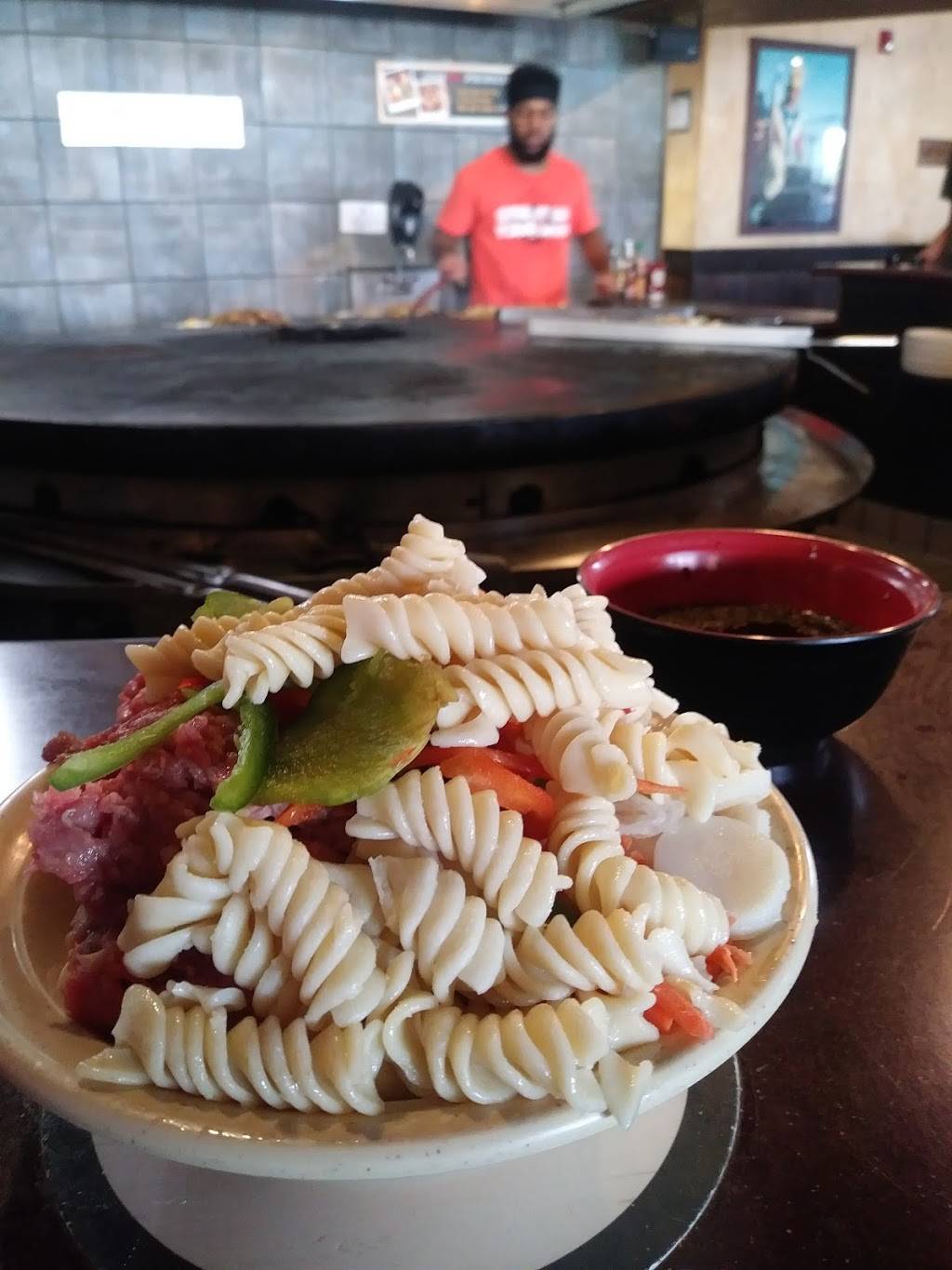 bds Mongolian Grill | restaurant | 13150 Hall Rd, Sterling Heights, MI 48313, USA | 5867266655 OR +1 586-726-6655