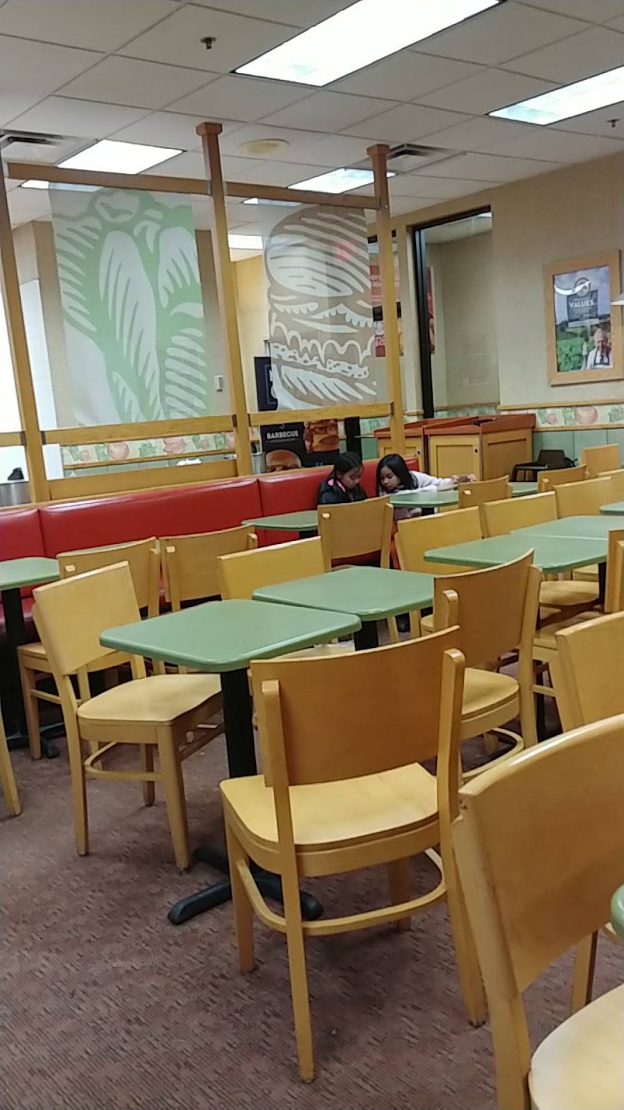 Wendys | restaurant | 1075 Township Line Rd, Phoenixville, PA 19460, USA | 6109179985 OR +1 610-917-9985