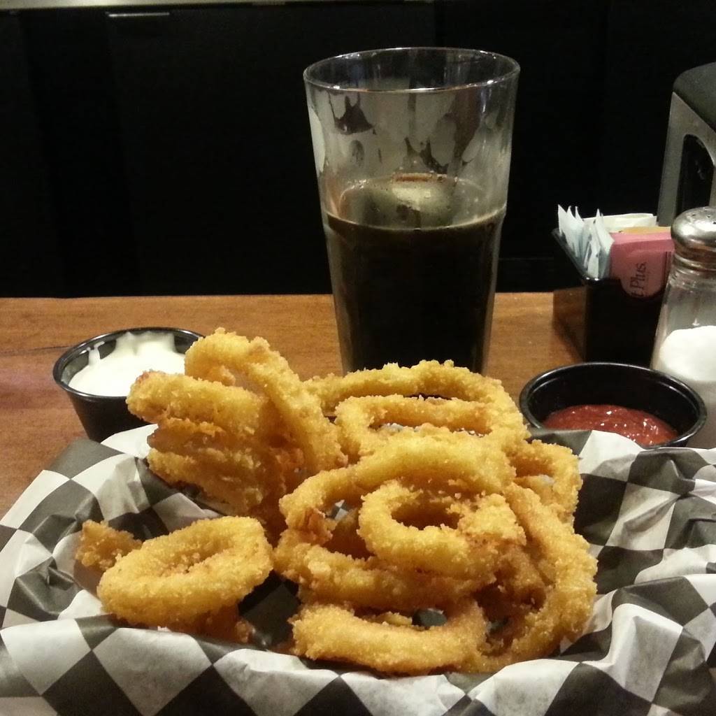 Charleys Philly Steaks | restaurant | 9710 Airport Blvd, San Antonio, TX 78216, USA | 2108298211 OR +1 210-829-8211