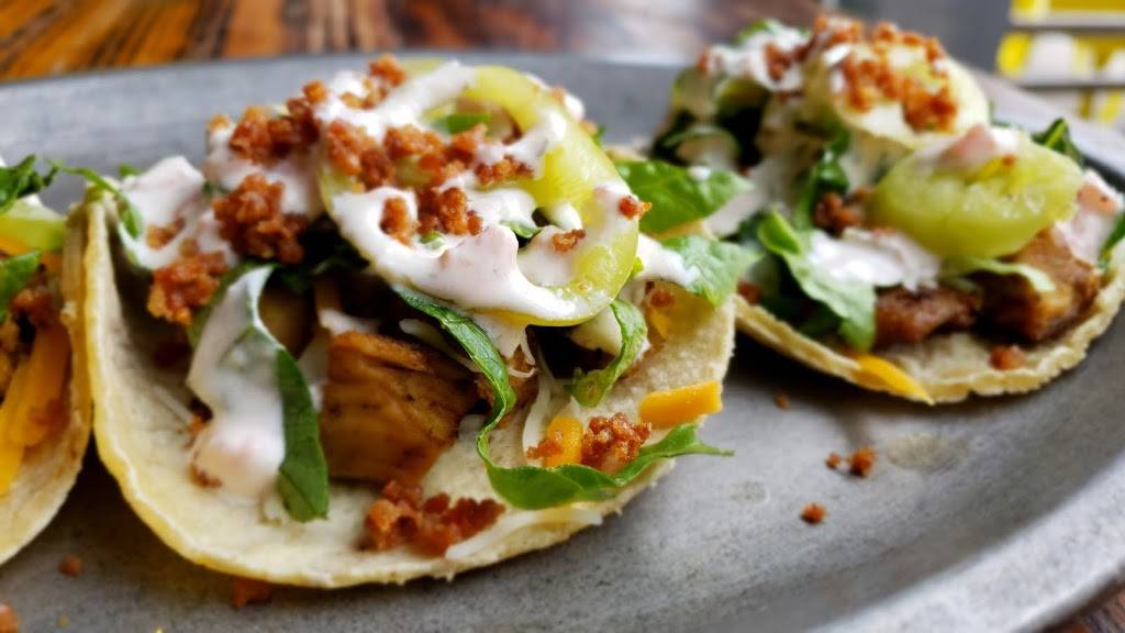 lloyd Taco Factory | restaurant | 5933 Main St, Williamsville, NY 14221, USA | 7168639781 OR +1 716-863-9781