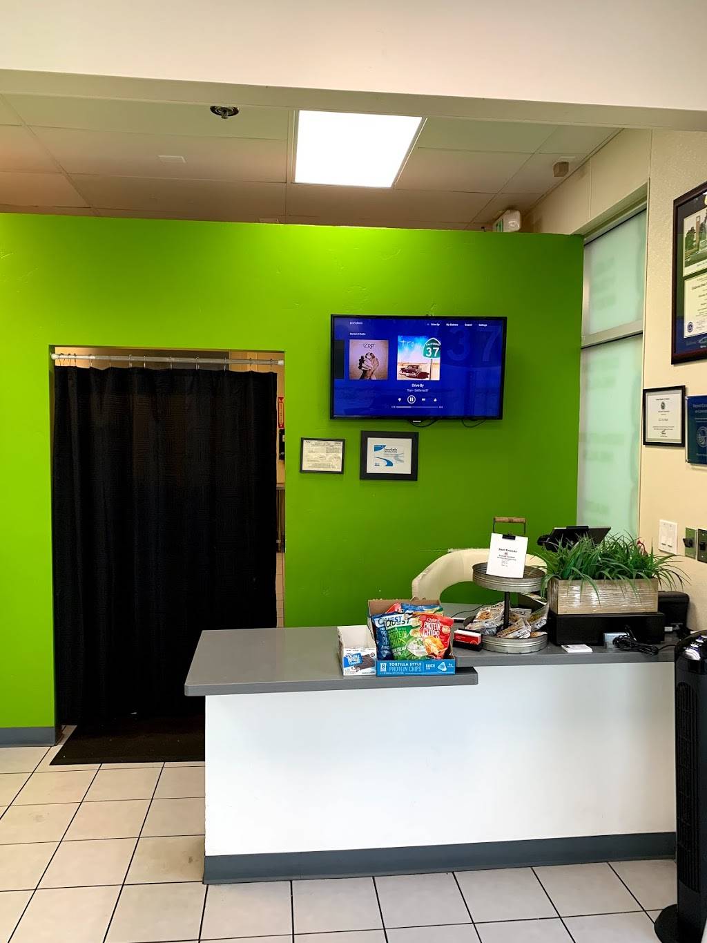 Ez Fit Meals | restaurant | 1512 E Champlain Dr, Fresno, CA 93720, USA | 5595496544 OR +1 559-549-6544