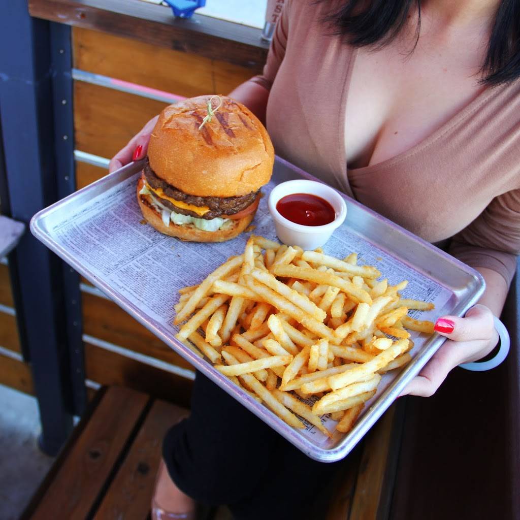 The Cure Kitchen & Bar | restaurant | 7862 Warner Ave #101, Huntington Beach, CA 92647, USA | 7143758980 OR +1 714-375-8980