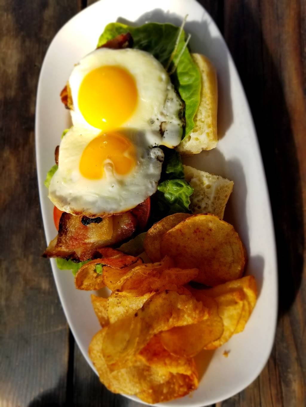 Henrys Majestic | restaurant | 4900 McKinney Ave, Dallas, TX 75205, USA | 4698939400 OR +1 469-893-9400