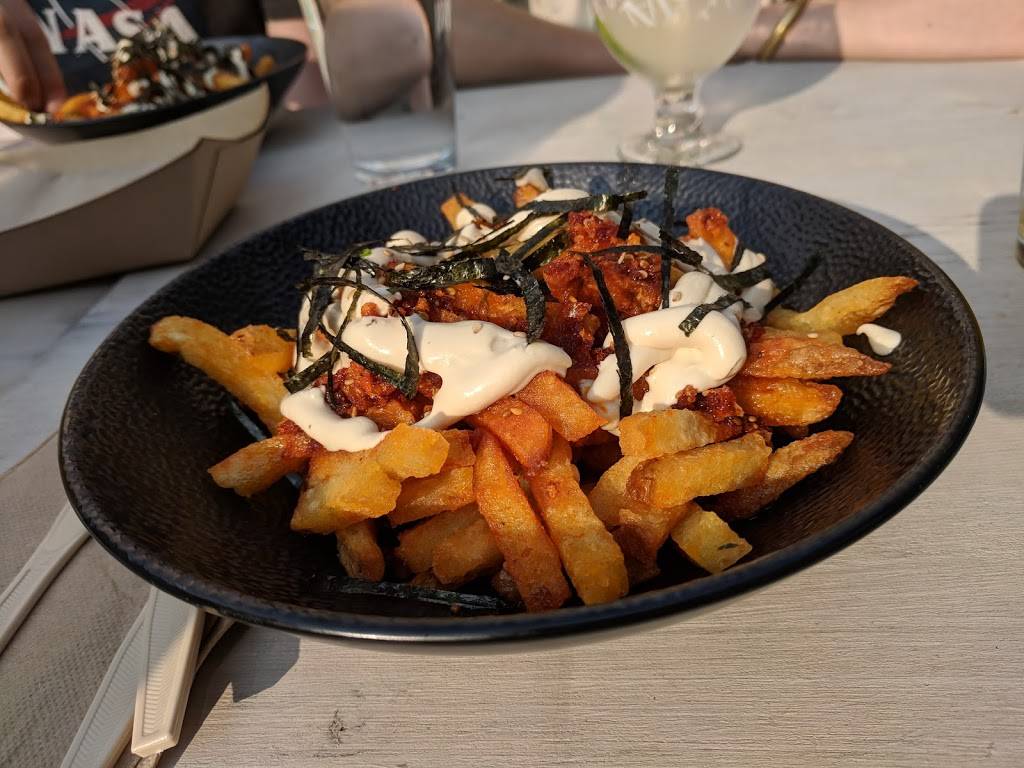 Marias Packaged Goods and Community Bar | restaurant | 960 W 31st St, Chicago, IL 60608, USA | 7738900588 OR +1 773-890-0588