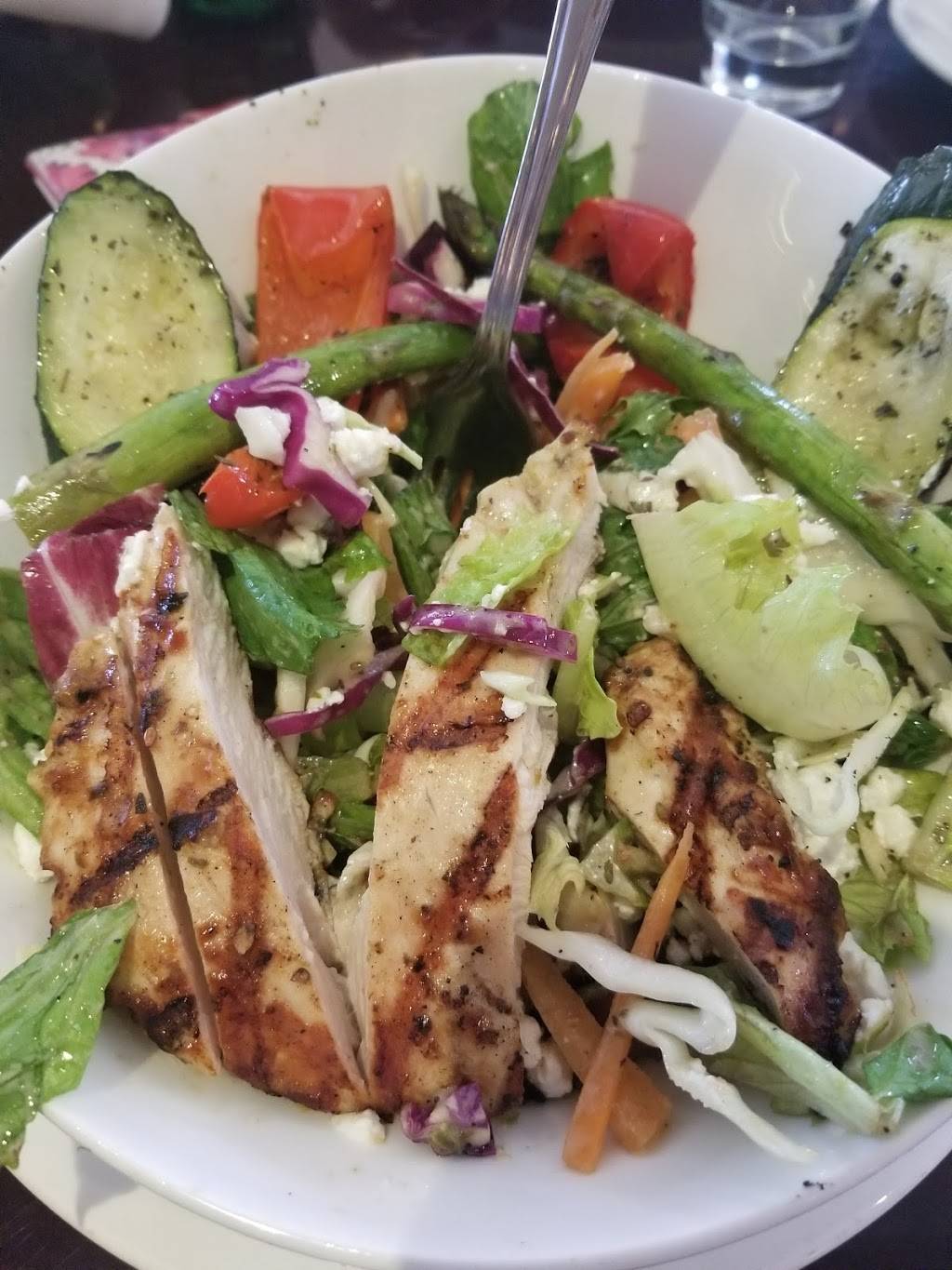 Madisons Restaurant & Bar | restaurant | 7265 Boulevard des Galeries dAnjou, Anjou, QC H1M 3A5, Canada | 5143511221 OR +1 514-351-1221