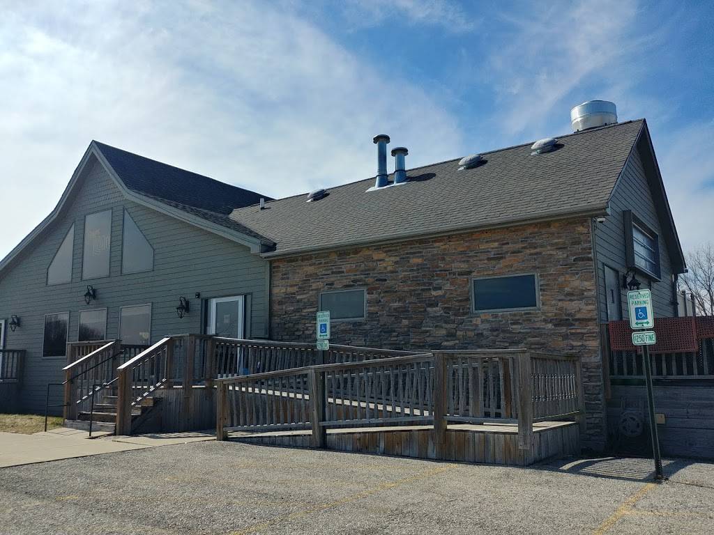 Leez Place | restaurant | 2738 N 48th Rd, Sandwich, IL 60548, USA | 8154984499 OR +1 815-498-4499