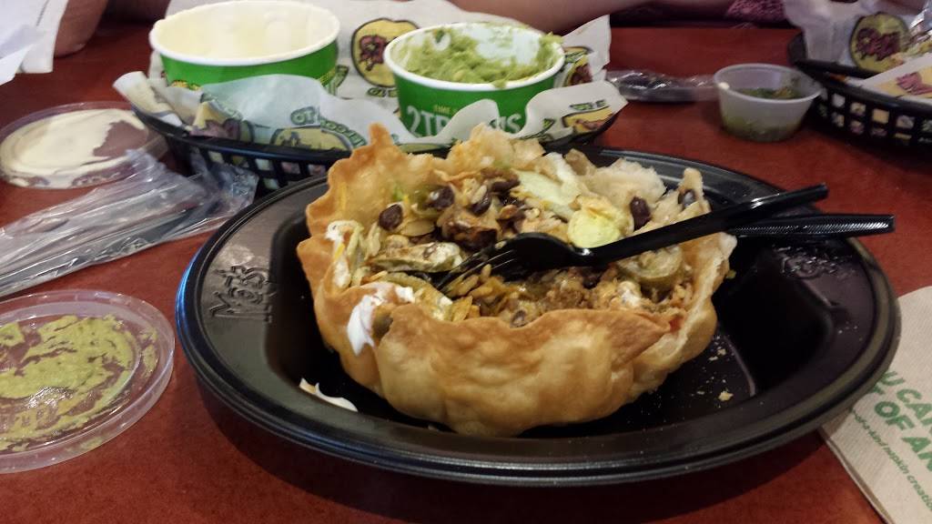 Moes Southwest Grill | restaurant | 6020 Winthrop Town Center Ave, Riverview, FL 33569, USA | 8136616655 OR +1 813-661-6655