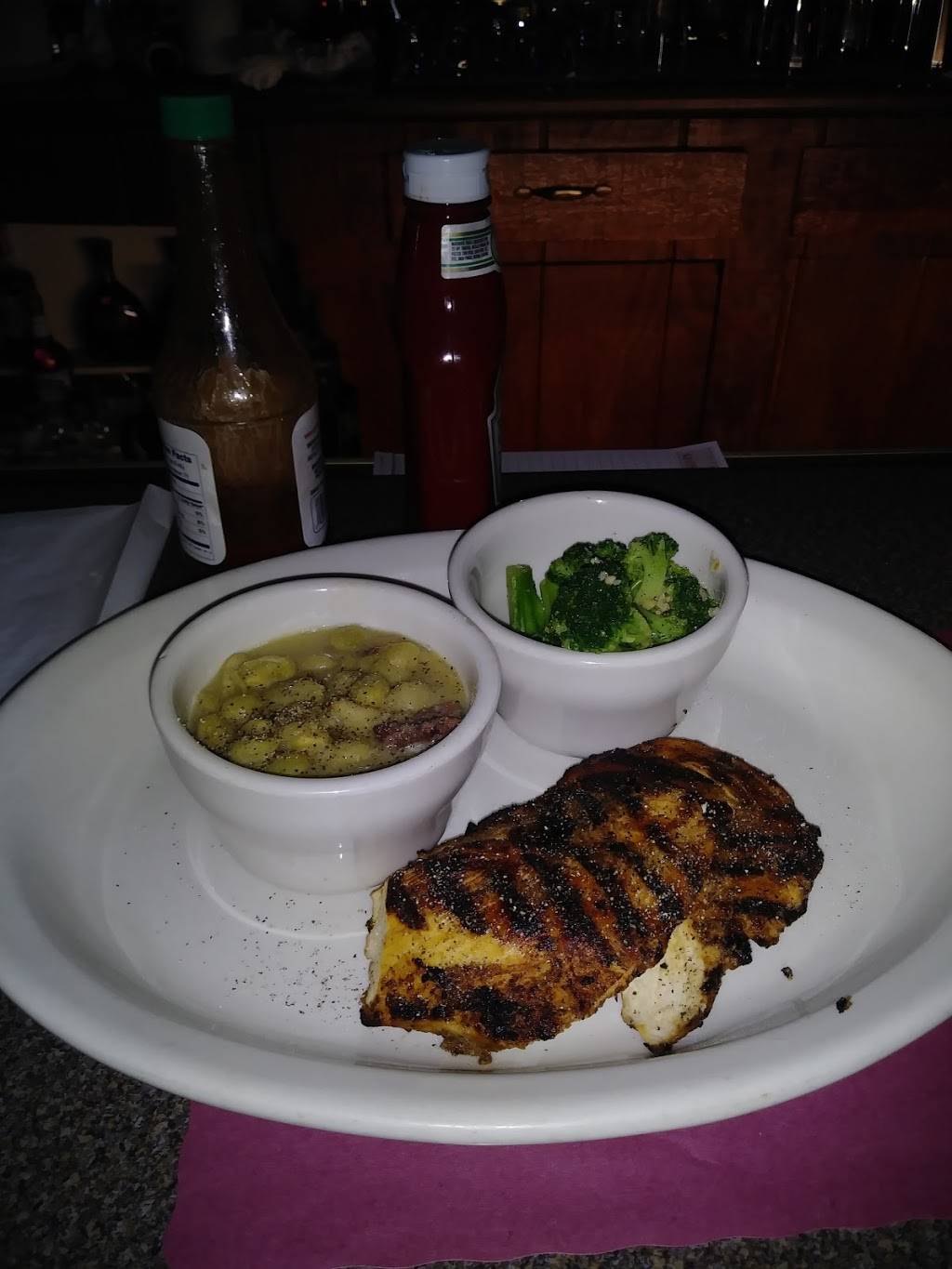 The Black Pearl Restaurant & Bar | restaurant | 3701 Old York Rd, Philadelphia, PA 19140, USA | 2152297668 OR +1 215-229-7668