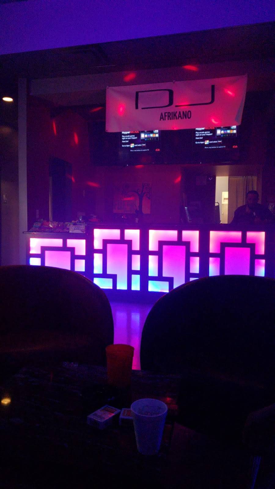 Fuego Hookah Lounge | night club | 3358 Auburn Rd, Auburn Hills, MI 48326, USA | 2485642907 OR +1 248-564-2907