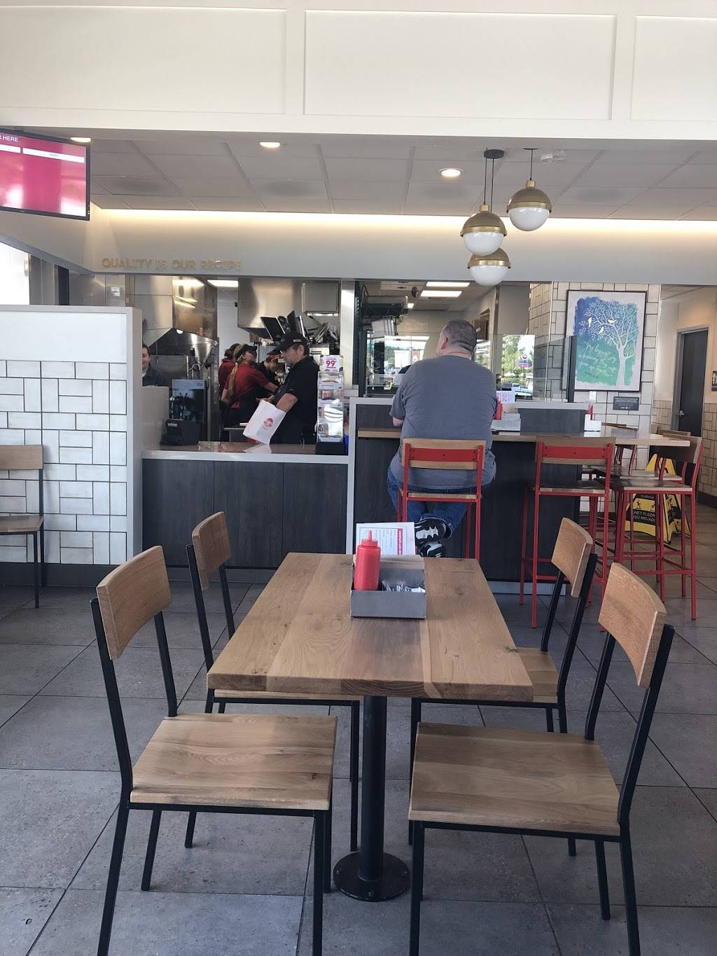 Wendys | restaurant | 1659 SE Ensign Ln, Warrenton, OR 97146, USA | 5038610803 OR +1 503-861-0803