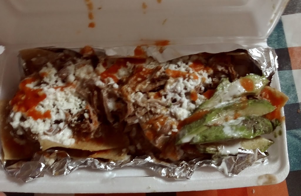 Flores28 | restaurant | 316 E Cevallos St, San Antonio, TX 78204, USA | 2102282828 OR +1 210-228-2828