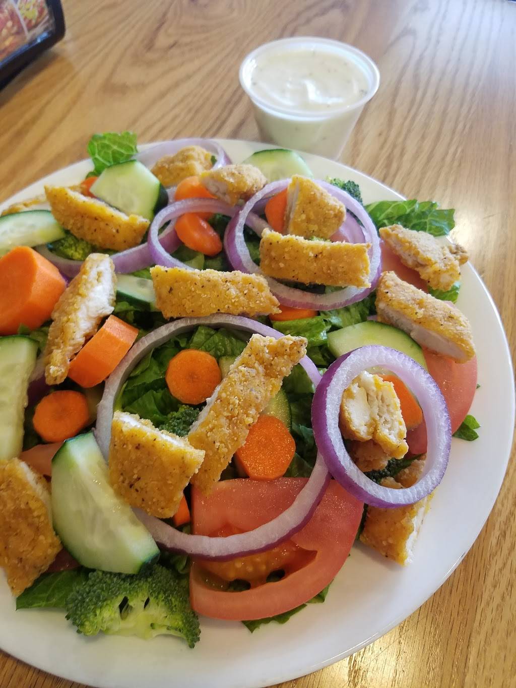 Falbo Bros Pizzeria | restaurant | 1219 W Main St, Sun Prairie, WI 53590, USA | 6088348900 OR +1 608-834-8900