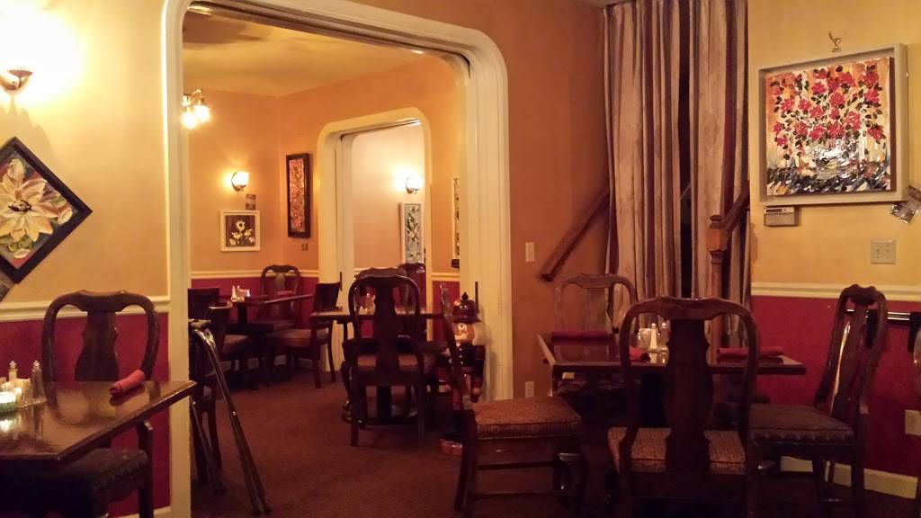 Kristis Restaurant | restaurant | 119 5th Ave, New Glarus, WI 53574, USA | 6085272012 OR +1 608-527-2012