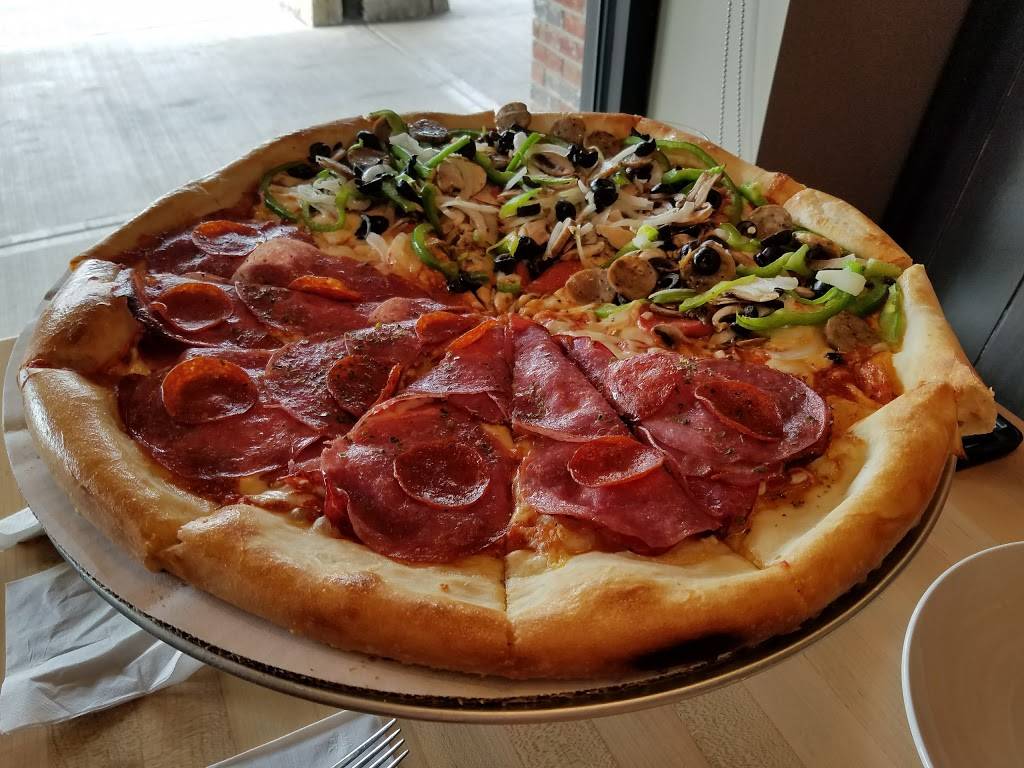 Deweys Pizza | meal takeaway | 3615 W 95th St, Overland Park, KS 66206, USA | 9132575311 OR +1 913-257-5311