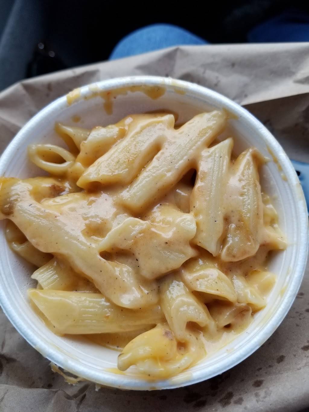 Ray Rays Hog Pit Clintonville | restaurant | 2619 N High St, Columbus, OH 43202, USA | 6147531191 OR +1 614-753-1191