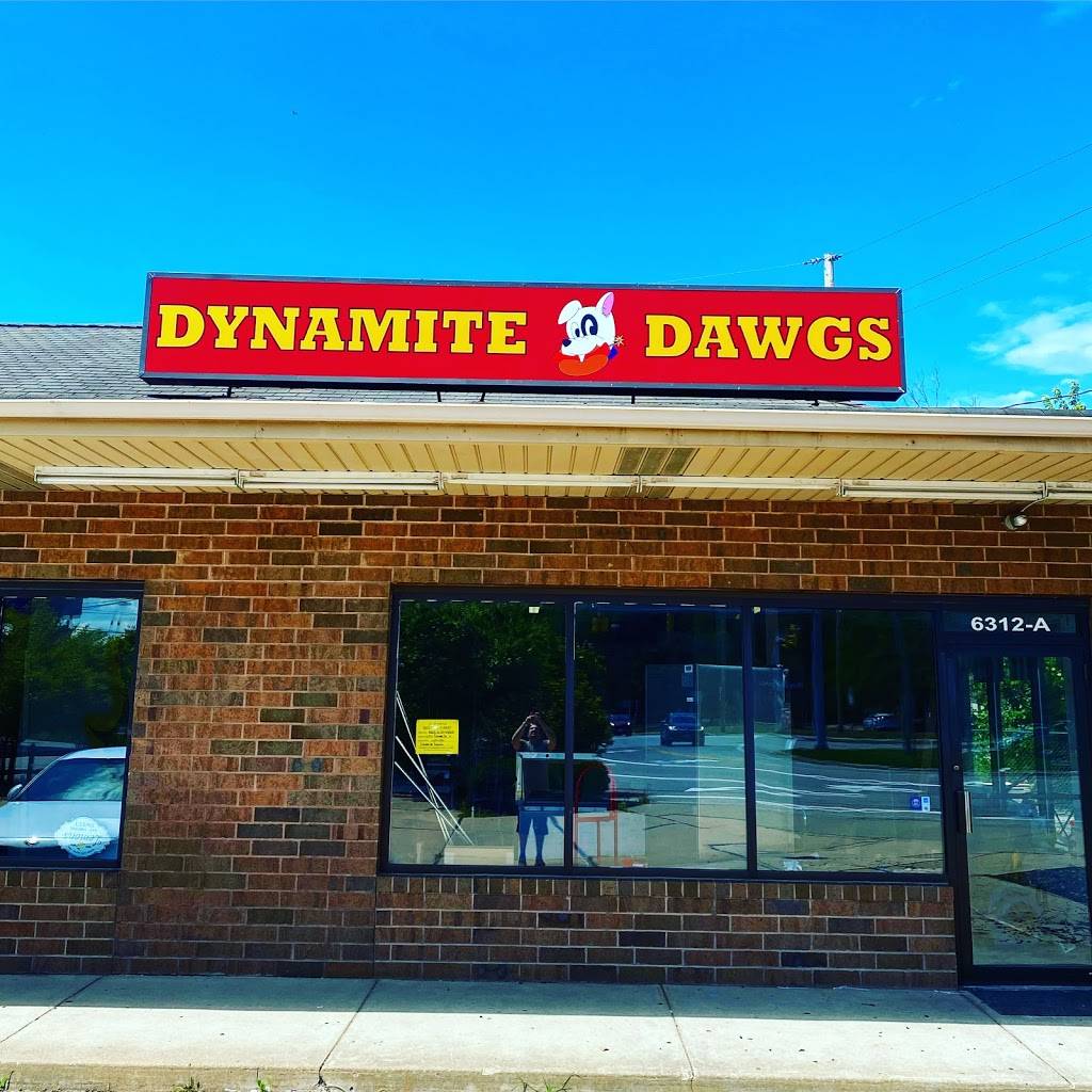 Dynamite Dawgs | restaurant | 6312 Center St suite A, Mentor, OH 44060, USA | 4402900286 OR +1 440-290-0286