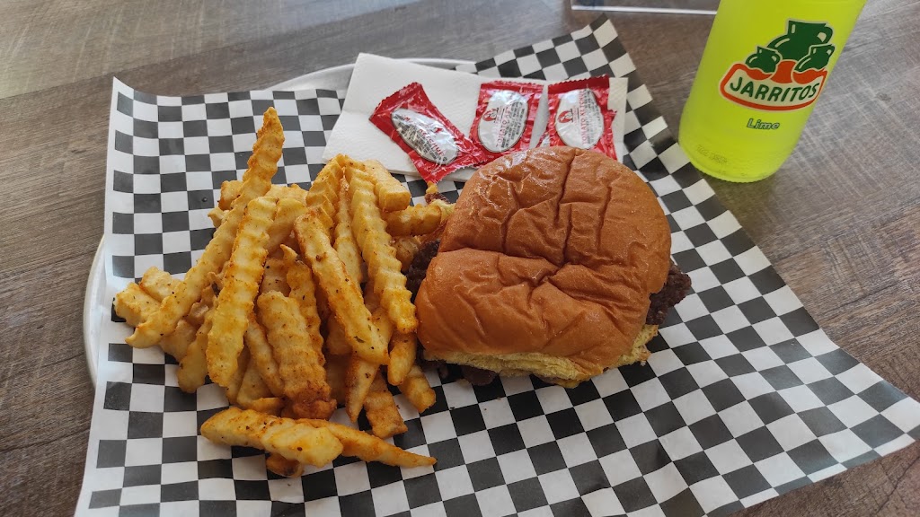 Jonahs Kabob | restaurant | 12461 Oxnard St, Los Angeles, CA 91606, USA | 8188568880 OR +1 818-856-8880