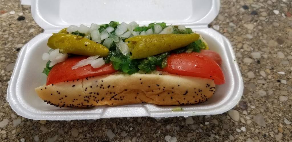 Hoggie Doggies | restaurant | 8803 WI-47, Woodruff, WI 54568, USA | 7153565938 OR +1 715-356-5938