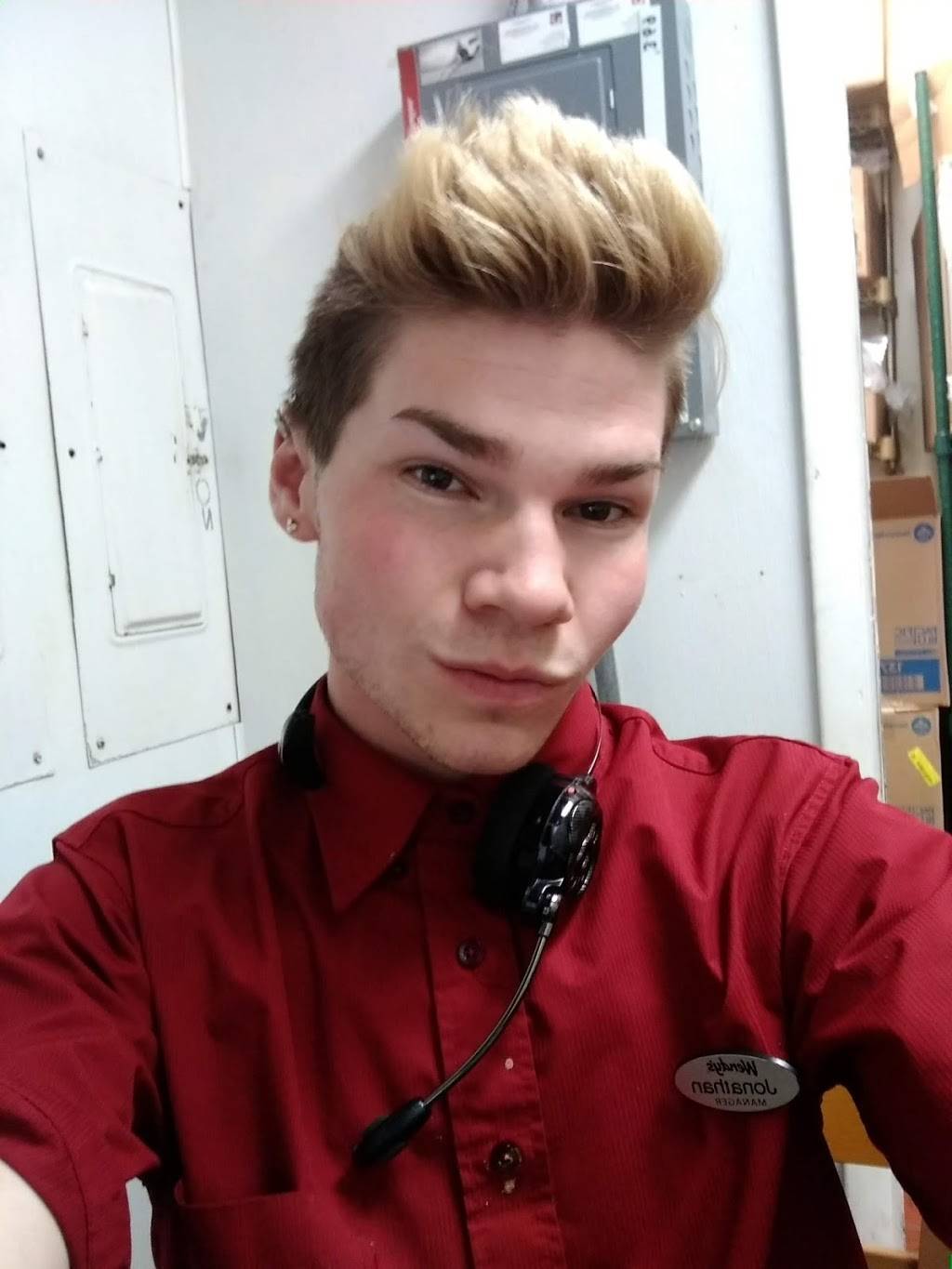 Wendys | restaurant | 27001 US-19 Suite 2088, Clearwater, FL 33761, USA | 7277910672 OR +1 727-791-0672