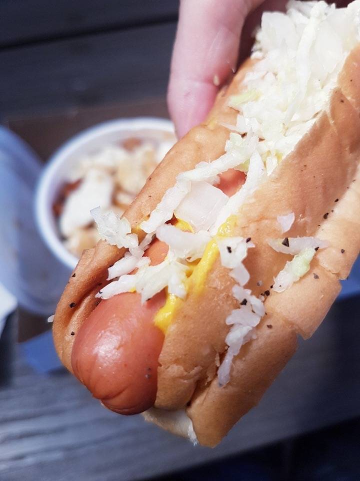 Cantine Bernard | restaurant | 1400 Boulevard Laurier, Sainte-Madeleine, QC J0H 1S0, Canada | 4507953200 OR +1 450-795-3200