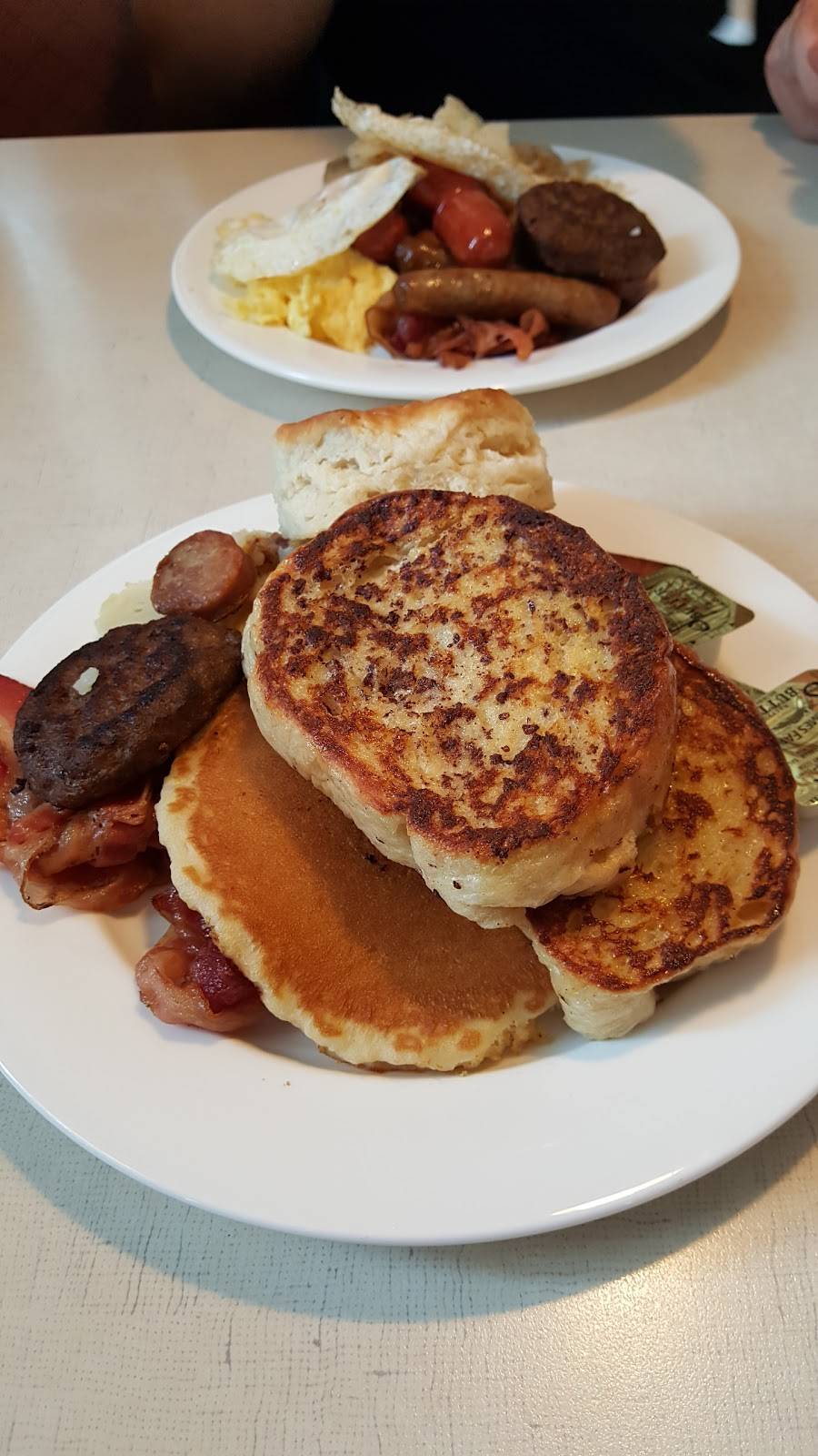 Waffles & Co | bakery | 1710 Pacific Ave, Virginia Beach, VA 23451, USA | 7574910363 OR +1 757-491-0363