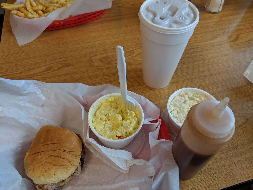 Bills BBQ | restaurant | 1215 E 8th St, Metropolis, IL 62960, USA | 6185242503 OR +1 618-524-2503