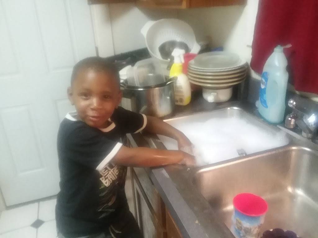 Gourmet Kitchen | restaurant | 1002 Kenmore Blvd, Akron, OH 44314, USA | 3307458508 OR +1 330-745-8508