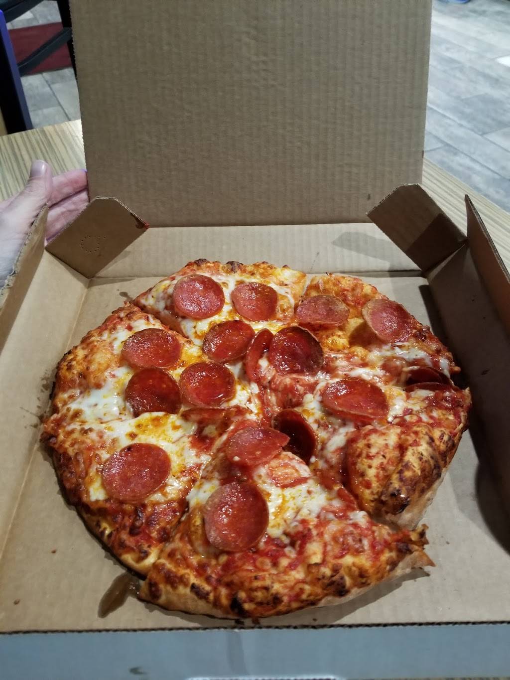 Pizza Shuttle | meal delivery | 12094 W 135th St, Overland Park, KS 66221, USA | 9138822182 OR +1 913-882-2182