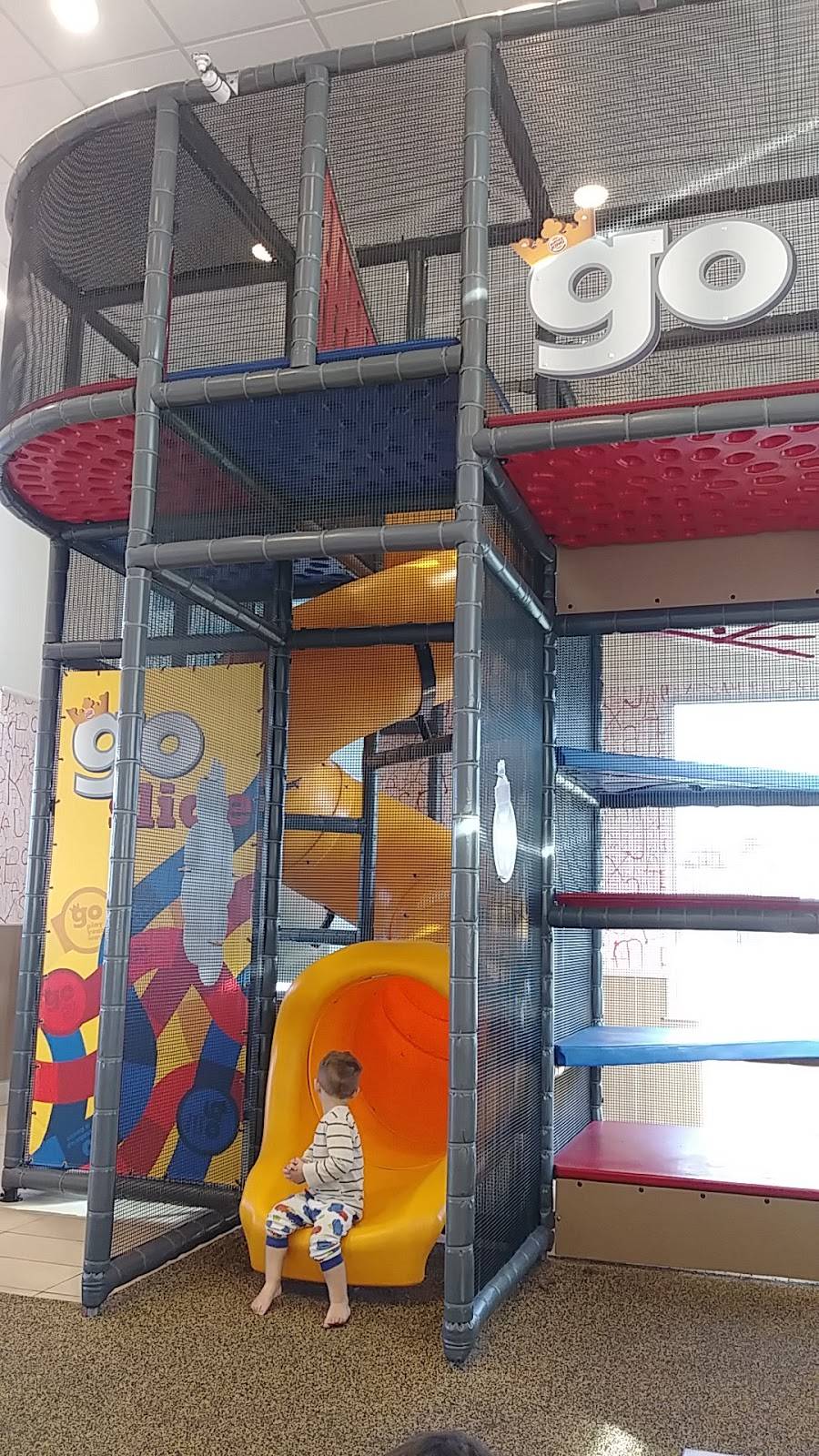 Burger King | restaurant | 1009 N Ben Maddox Way, Visalia, CA 93292, USA | 5593727233 OR +1 559-372-7233