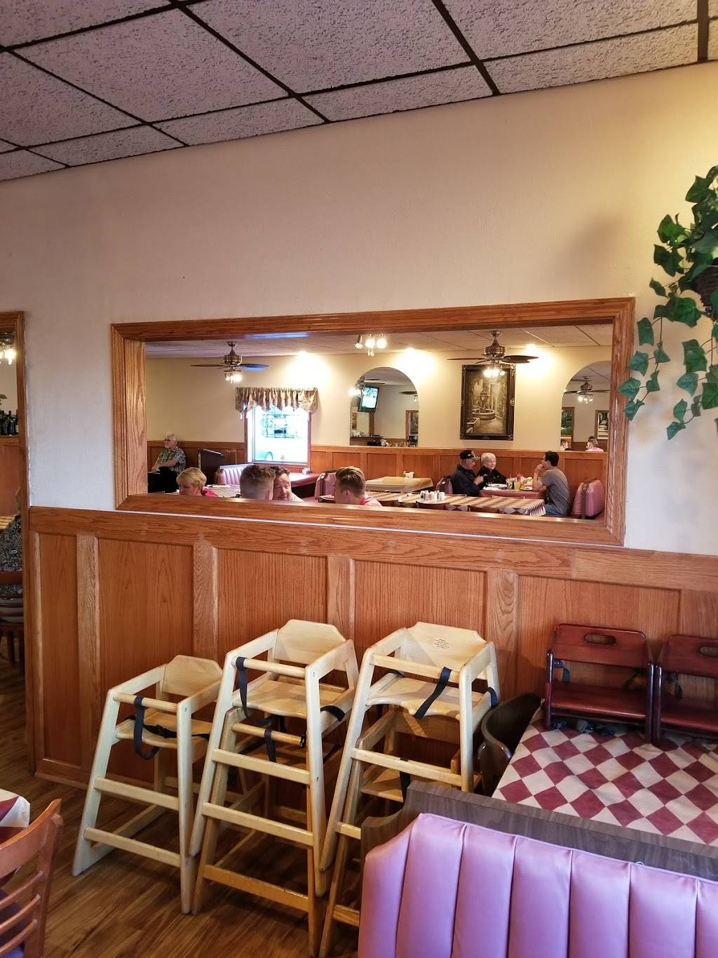 Gerrys Pizza | restaurant | 7403 Argus Dr, Rockford, IL 61107, USA | 8153992031 OR +1 815-399-2031