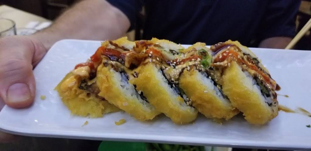 Sushi Kuchi | restaurant | 7180 Avenida Encinas #100, Carlsbad, CA 92011, USA | 7604383222 OR +1 760-438-3222